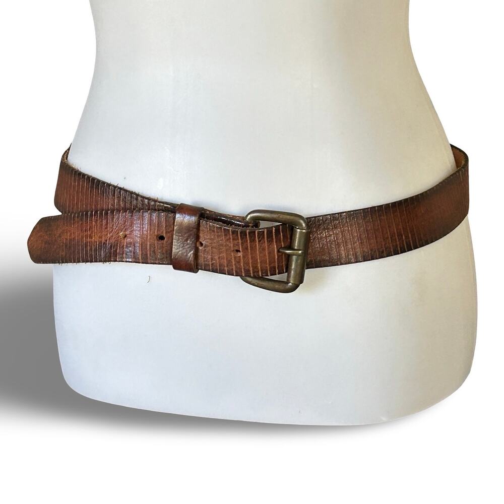 90s/00s Levi's Vintage Leather Belt Unisex Brown Ribbed 34
